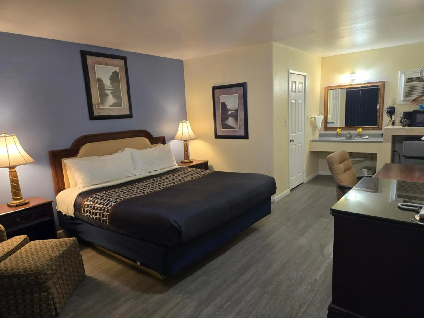 Rodeway Inn & Suites Blythe I-10