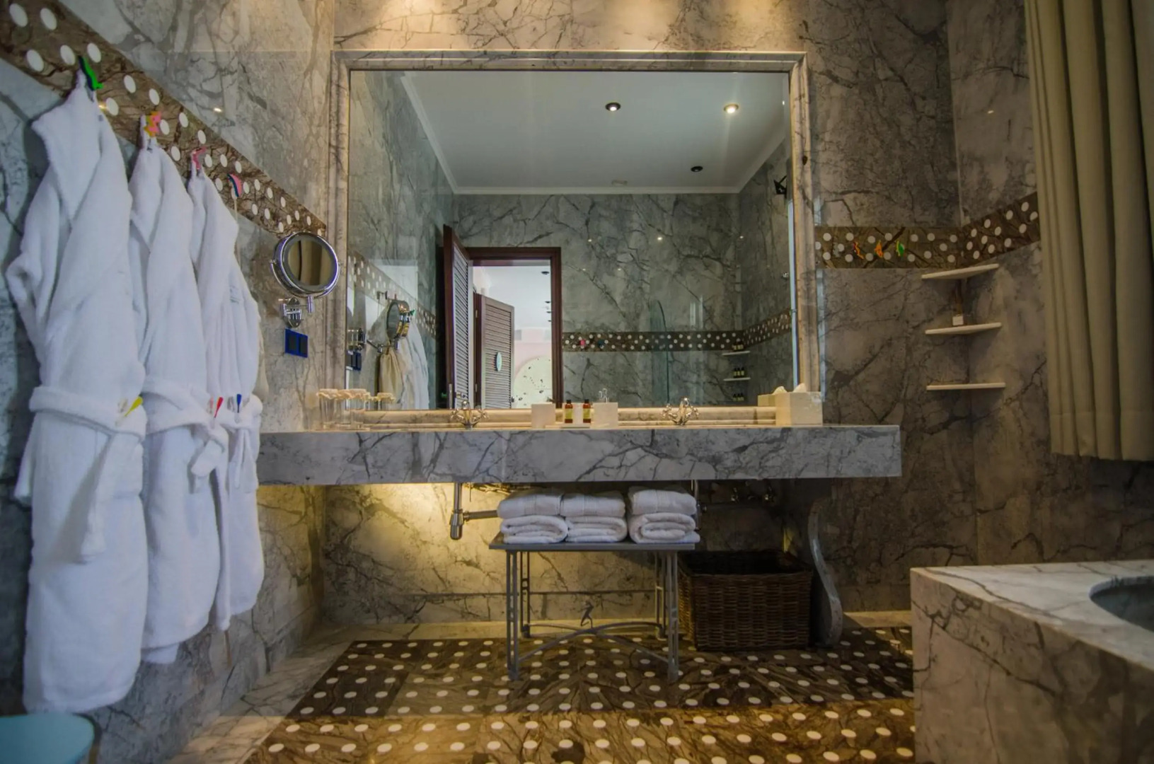 Agalia Luxury Suites