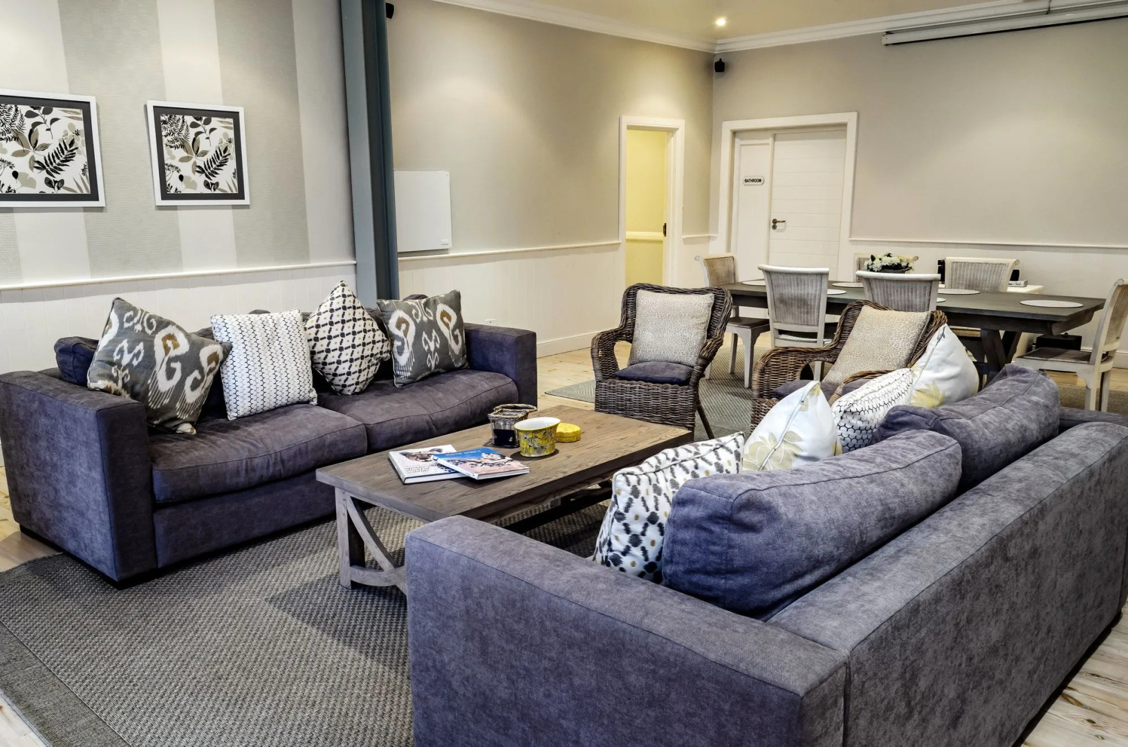 First Avenue Guesthouse