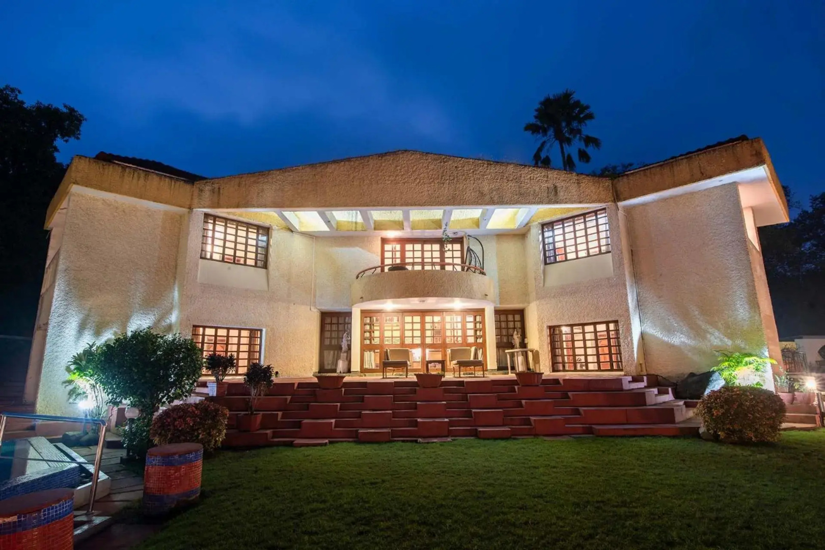 StayVista at Shantam House