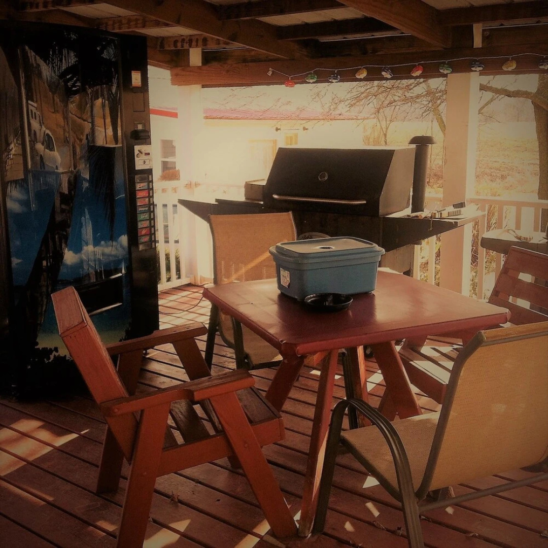 Little River Inn Motel & Guest House