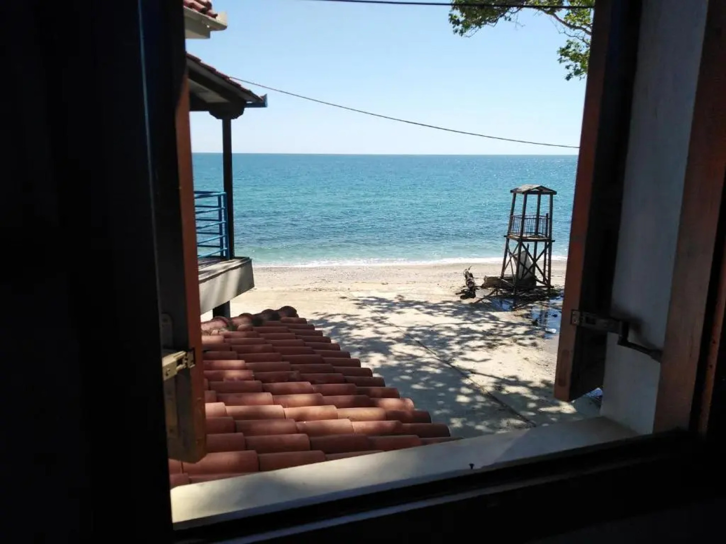 Kamari Beach guest house