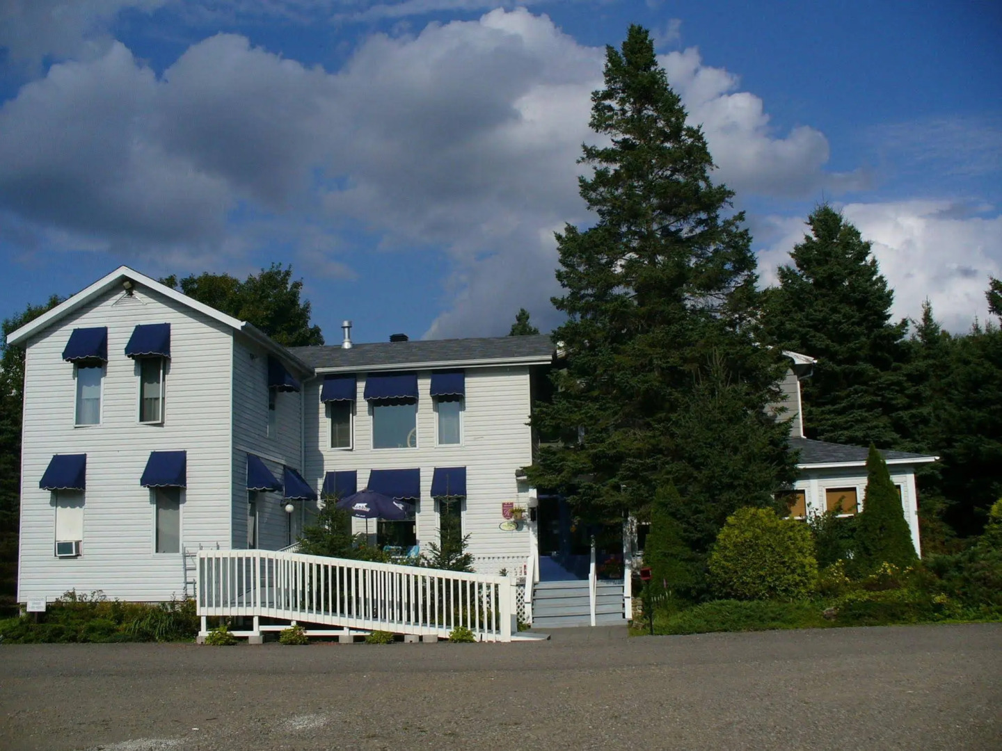 Auberge Le Clos-Joli