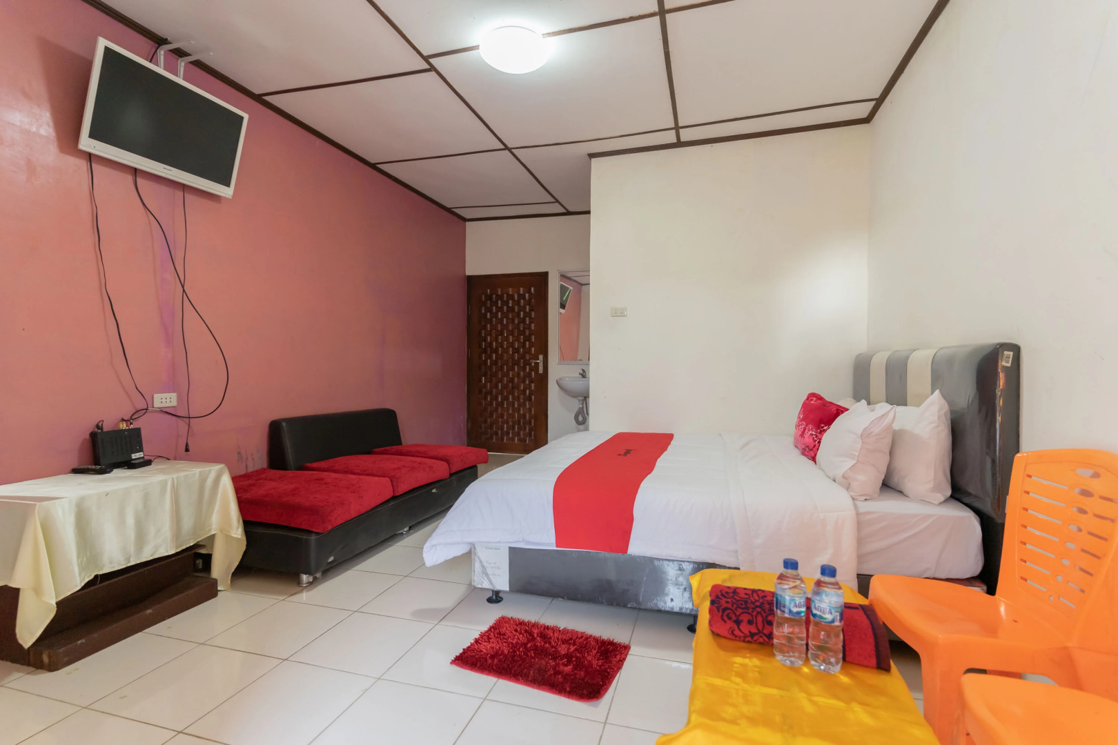 RedDoorz @ Nantampukmas Sidikalang