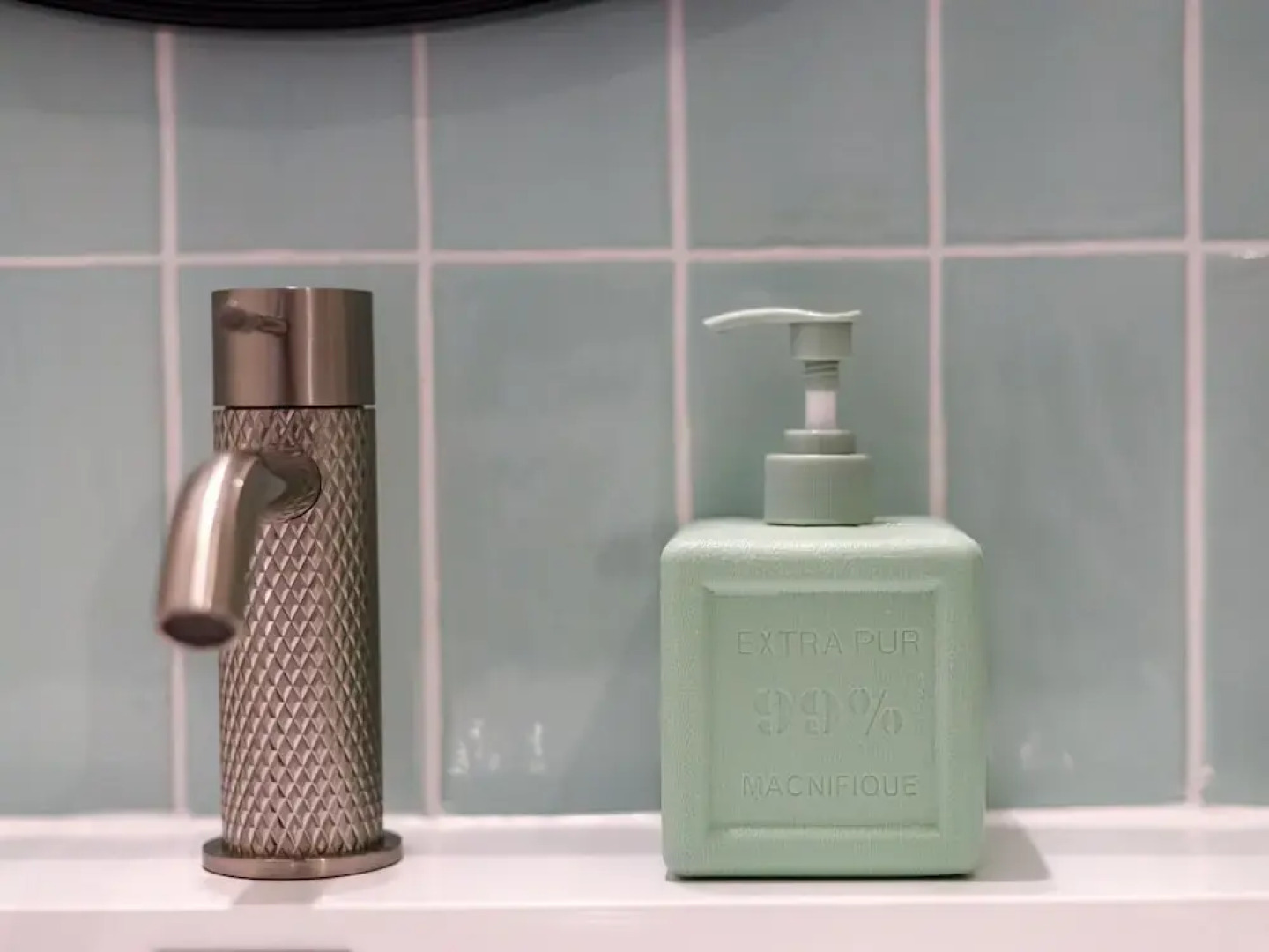 Pleasant Holiday Home in Vrouwenpolder With Garden