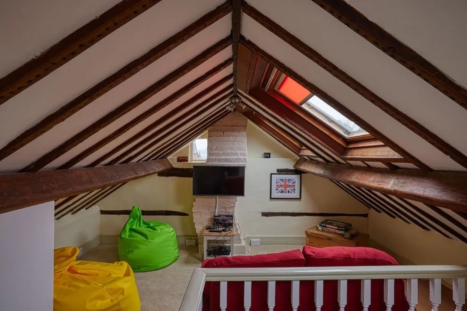 Fab 2 Bed Cotswolds Cottage With Private Courtyard