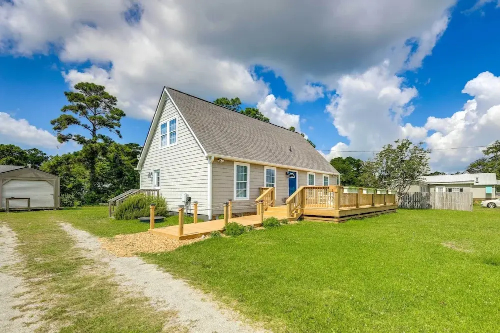 'the Willowberry House' With Deck & Grill!
