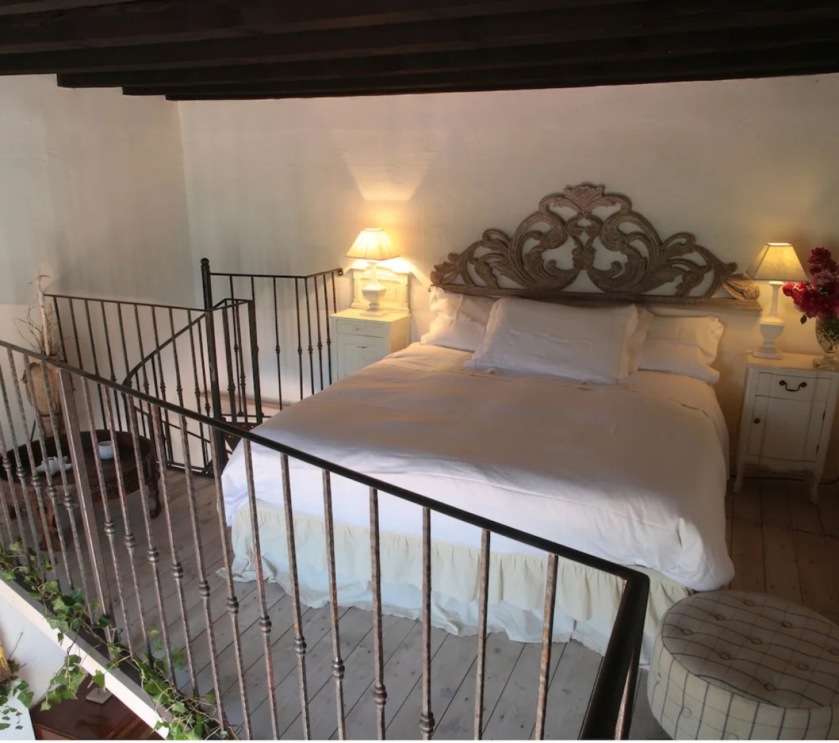 Arnaboldi Palace - Circolo