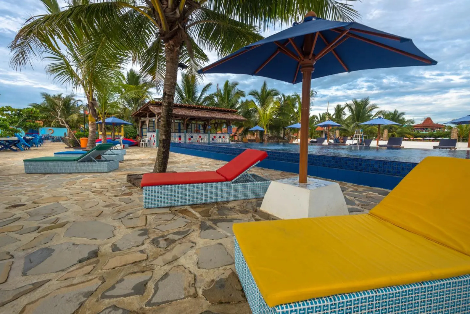 Coconut Island Carita