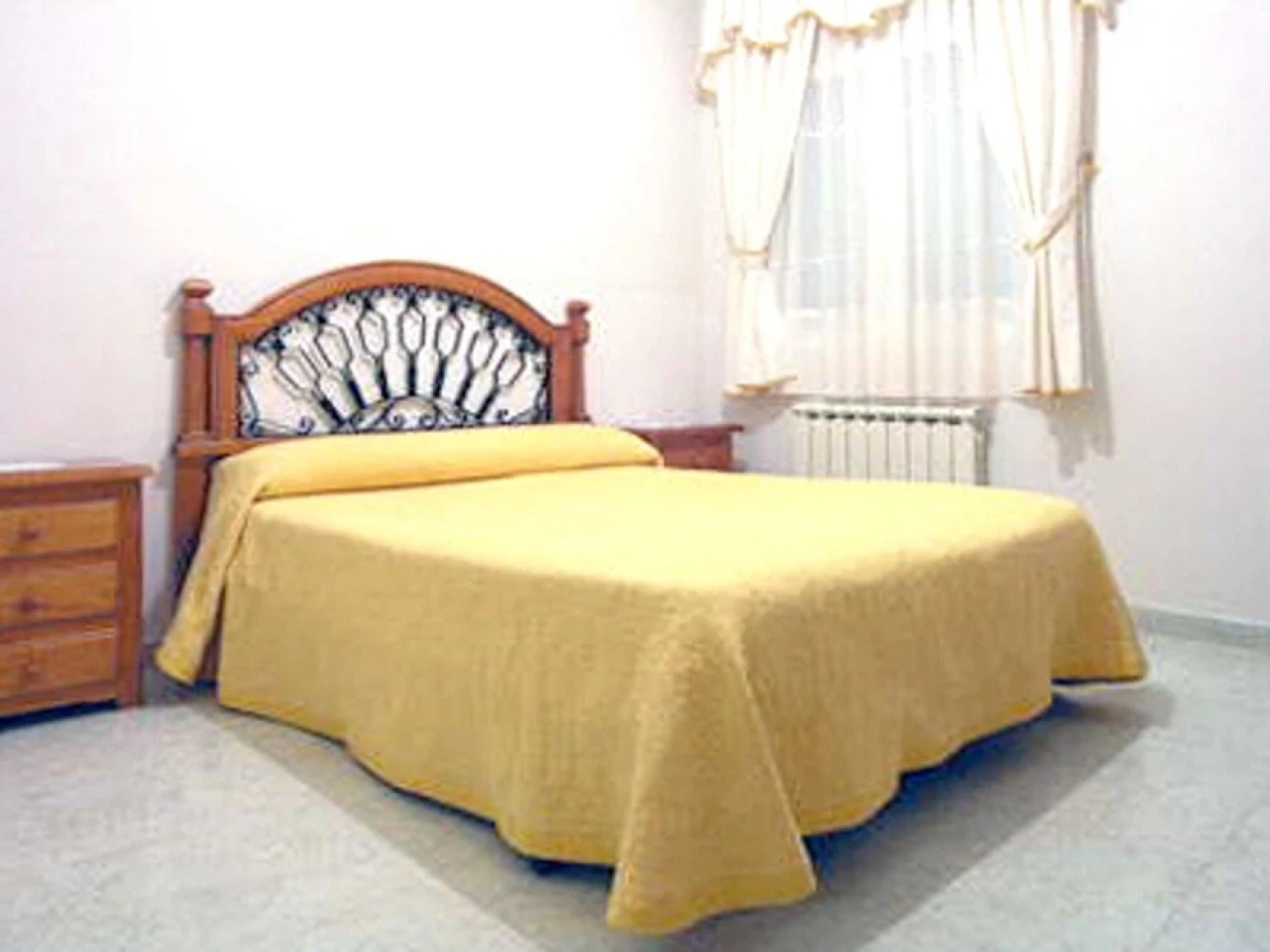 House With 3 Bedrooms in Navacepeda de Tormes, With Wonderful Mountain