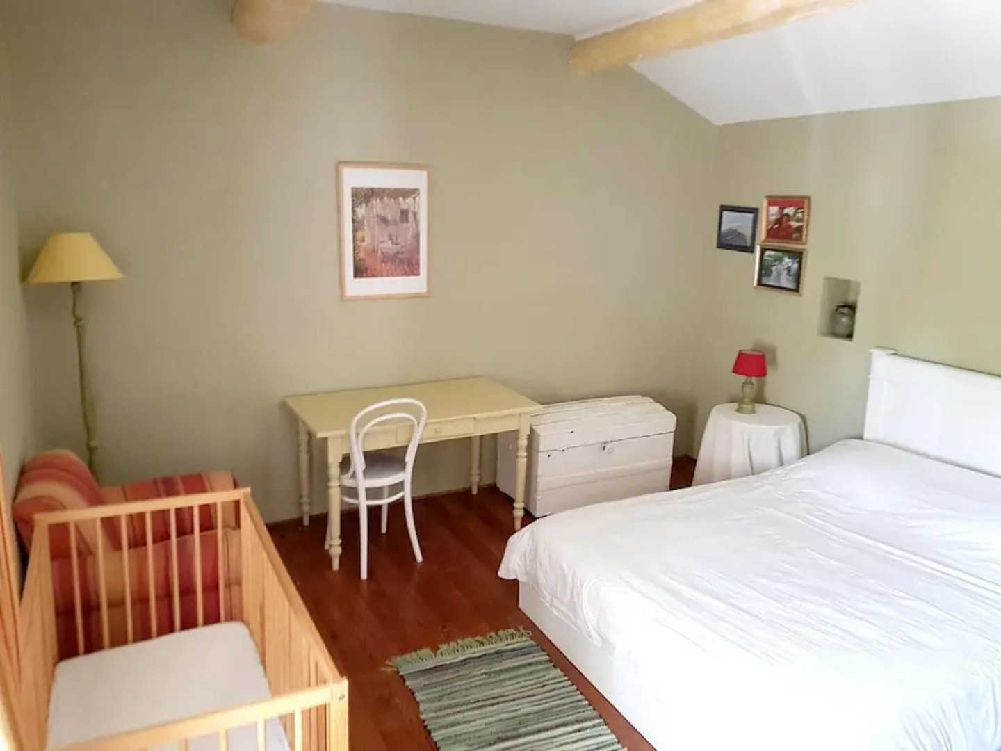 Villa With 5 Bedrooms in Seguret, With Private Pool, Enclosed Garden and Wifi