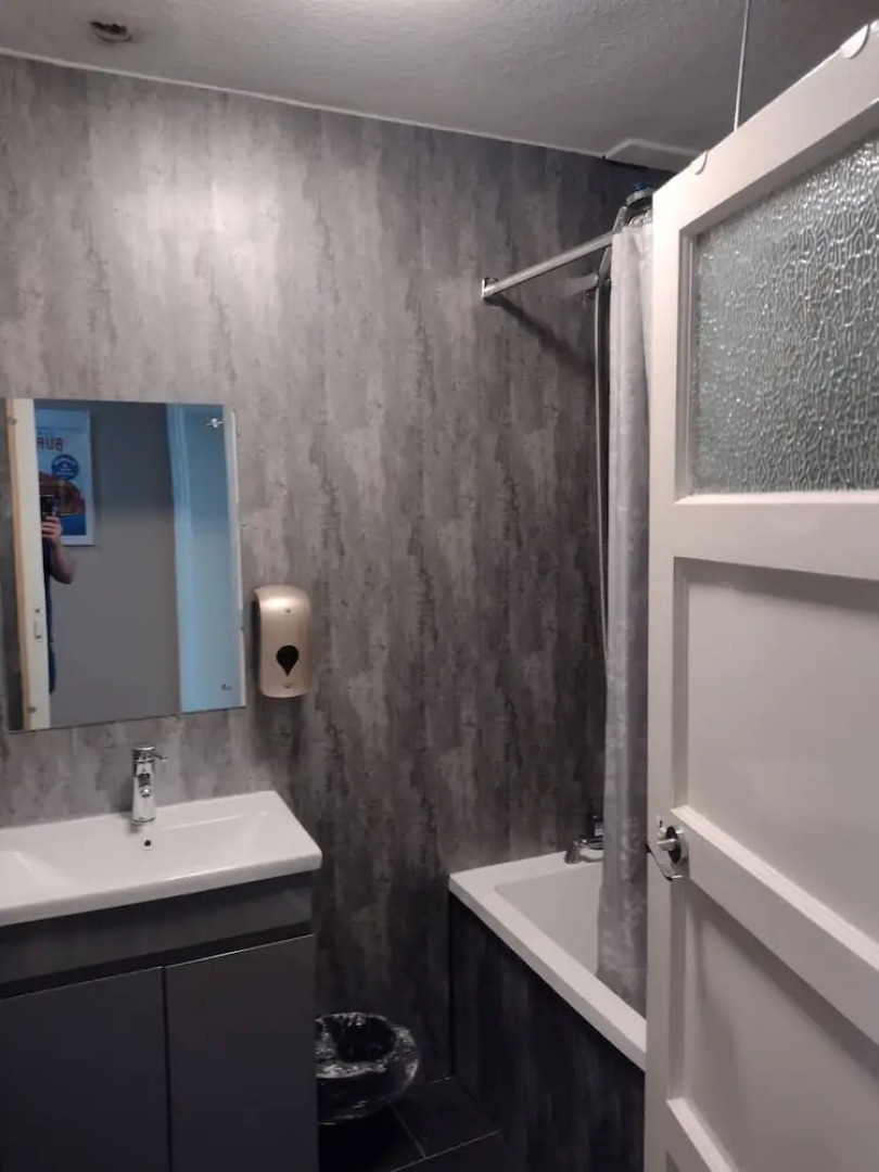 The Crown Inn - By Blunt Bars