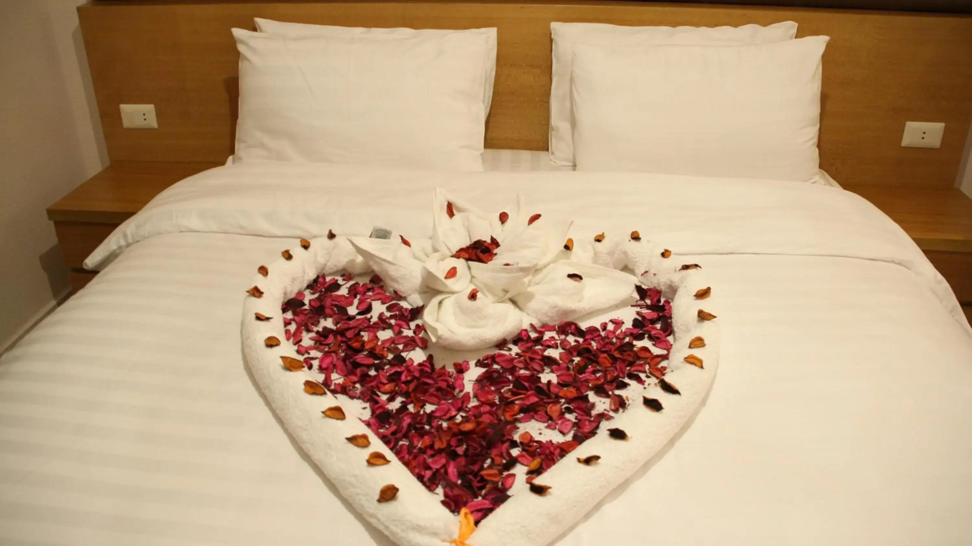 Big Ben Hotel Suites