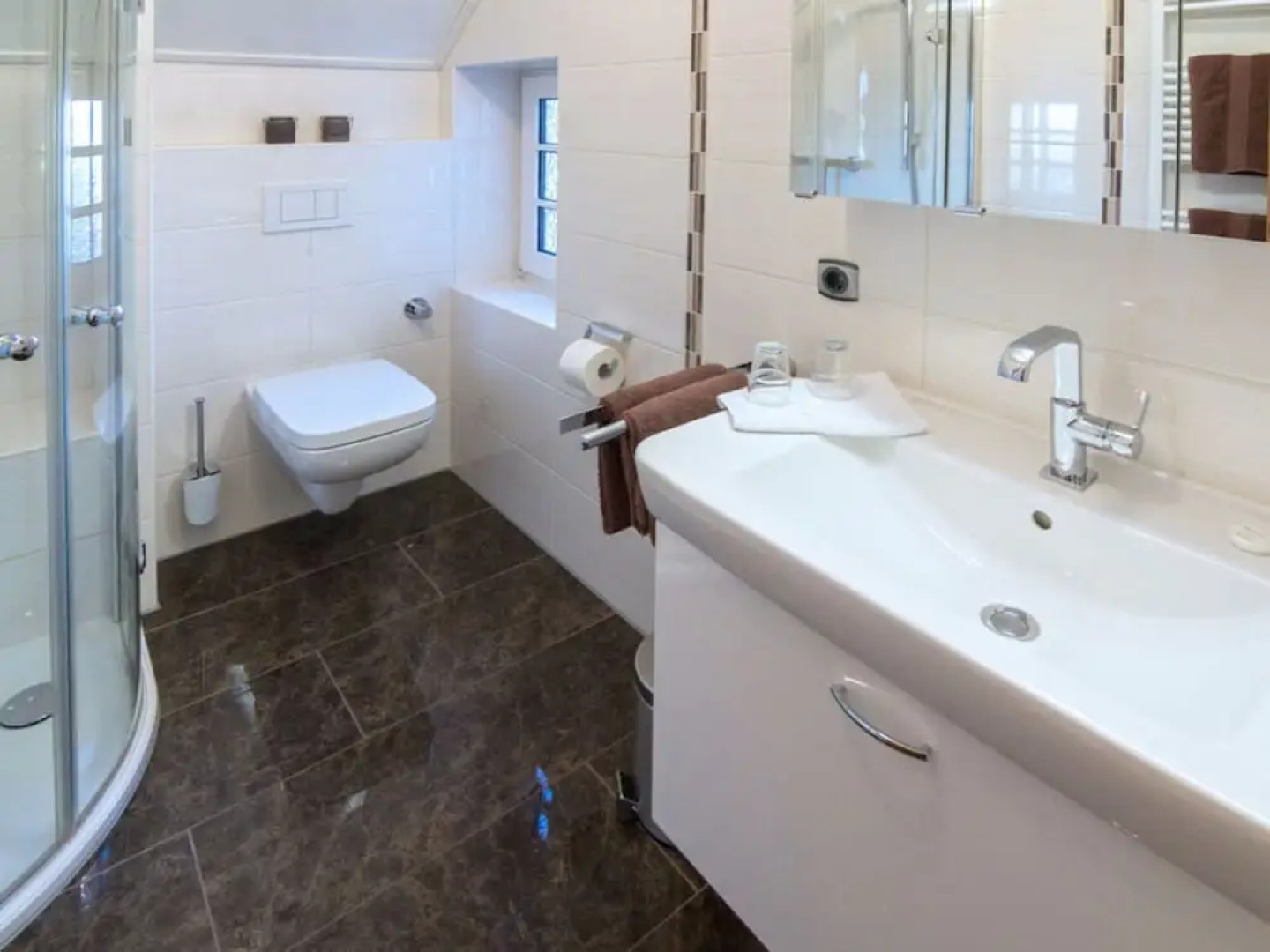 Snug Apartment in Hage