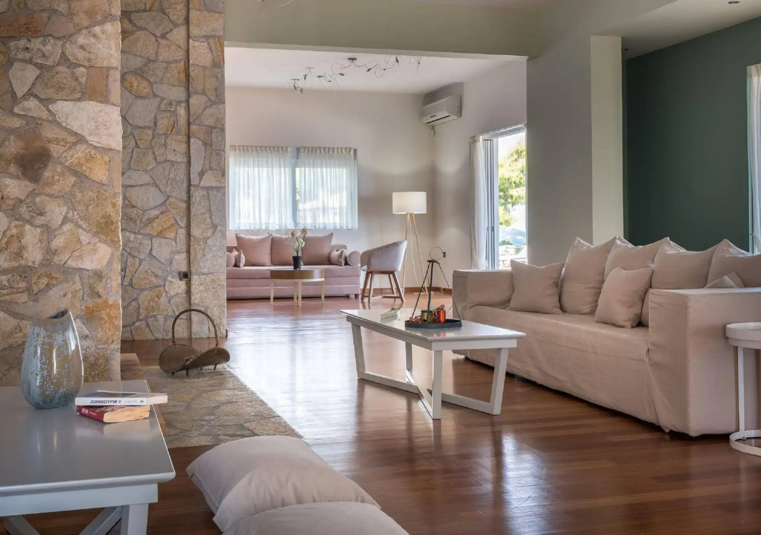 Serenus Luxury Villa