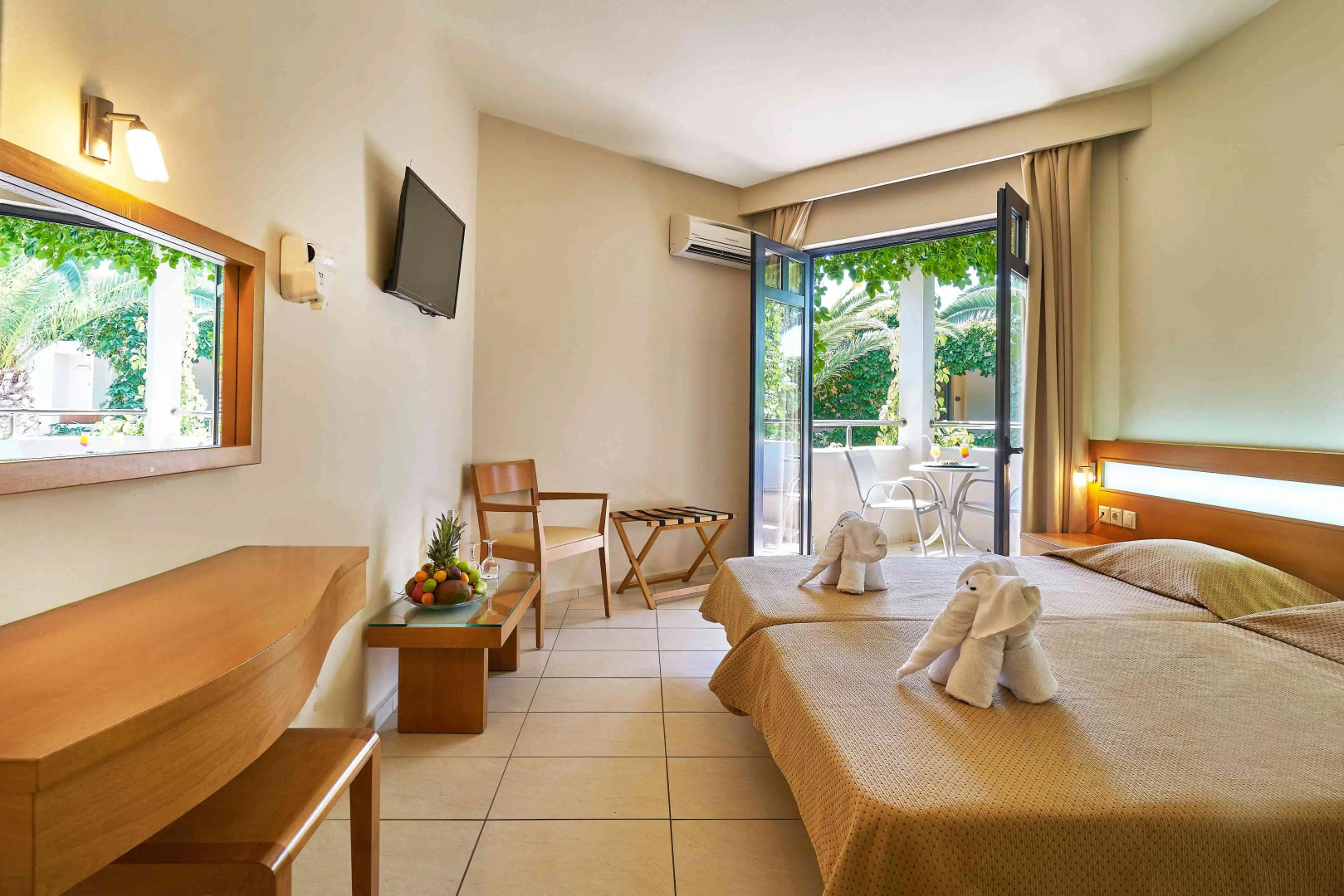 Eva Bay Hotel On The Beach Adults Only