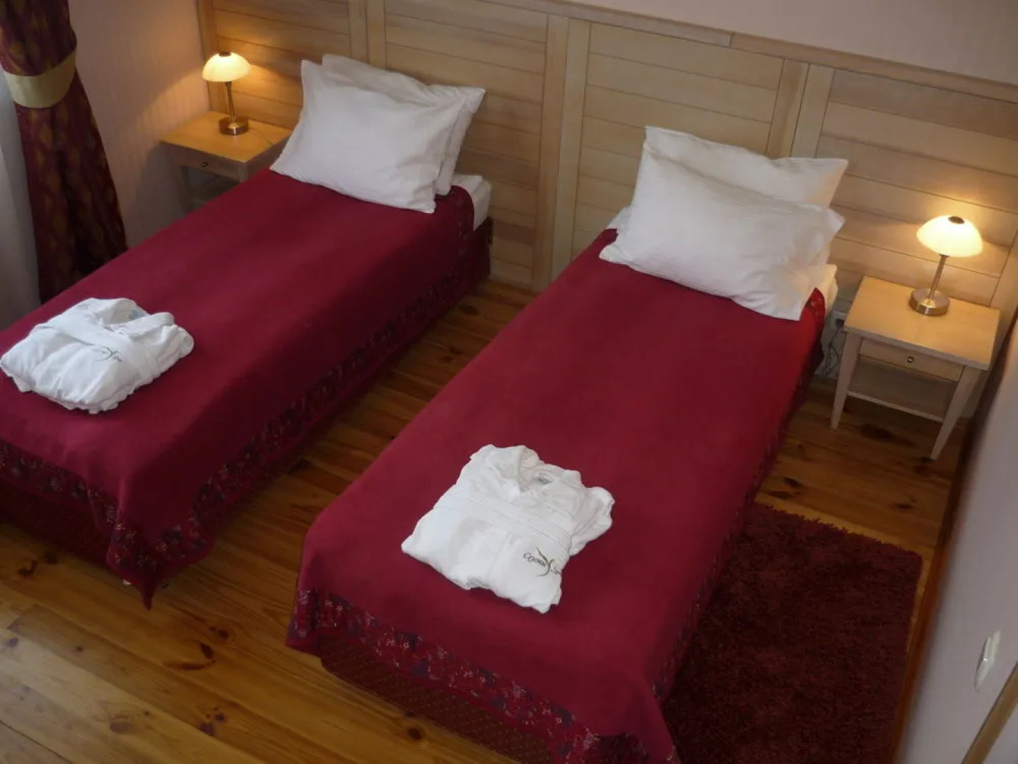 Seasons SPA Boutique Hotel