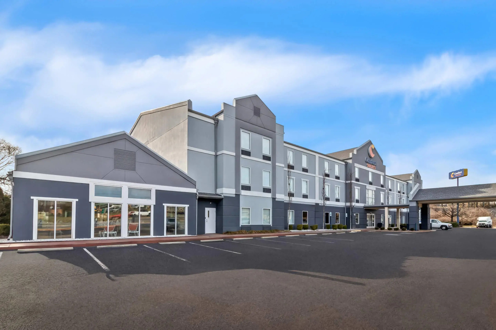 Comfort Suites At Rivergate Mall