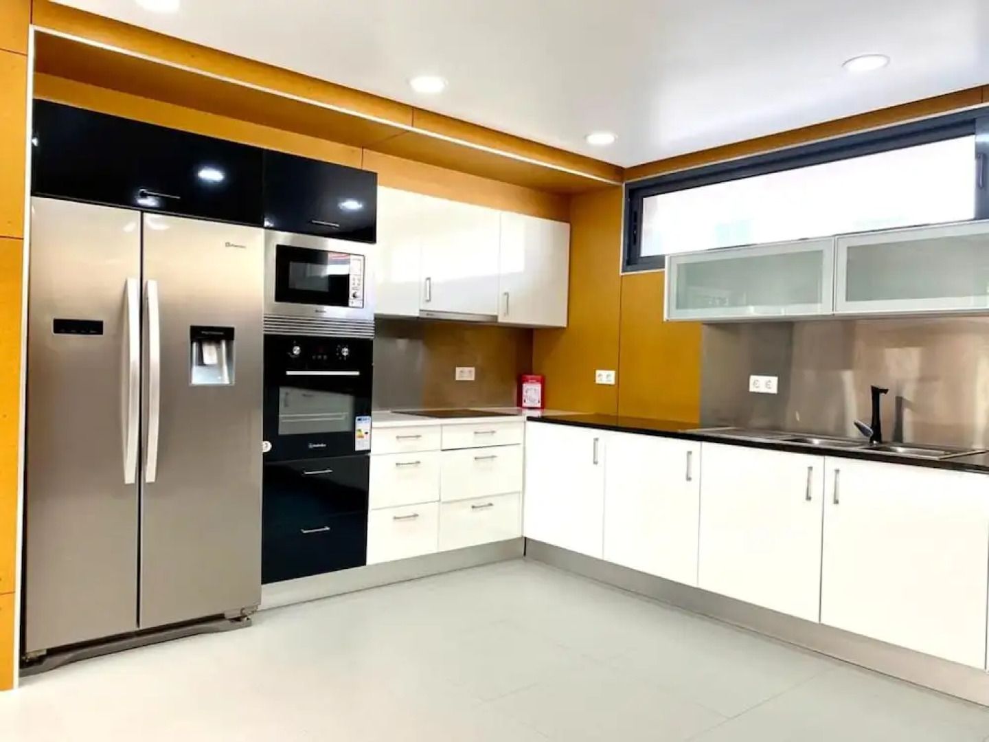 House With 3 Bedrooms in Fajã de Cima, With Enclosed Garden and Wifi Near the Beach