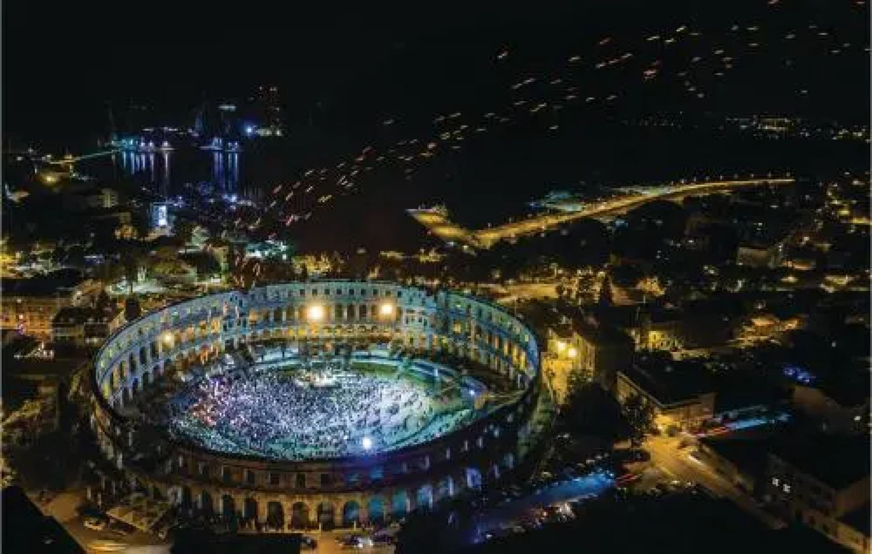 Four-Bedroom Holiday Home in Radeki Polje