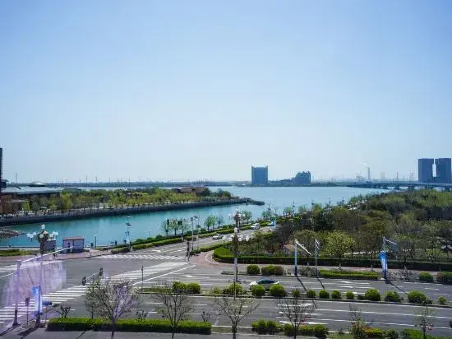 Fortune Blue Bay Hotel (Caofeidian Free Trade Zone Municipal Building)