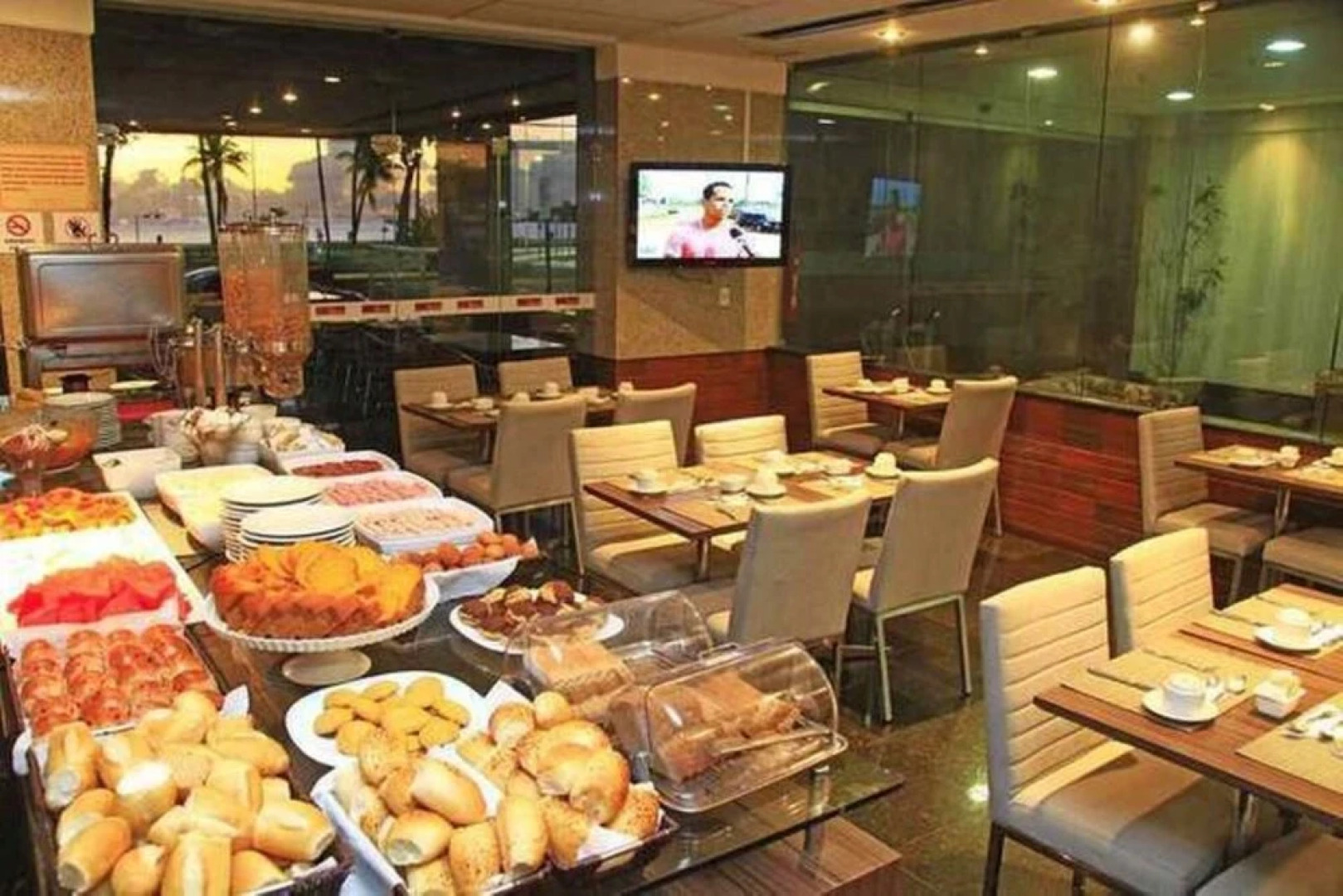 Vitória Praia Hotel By Nobile