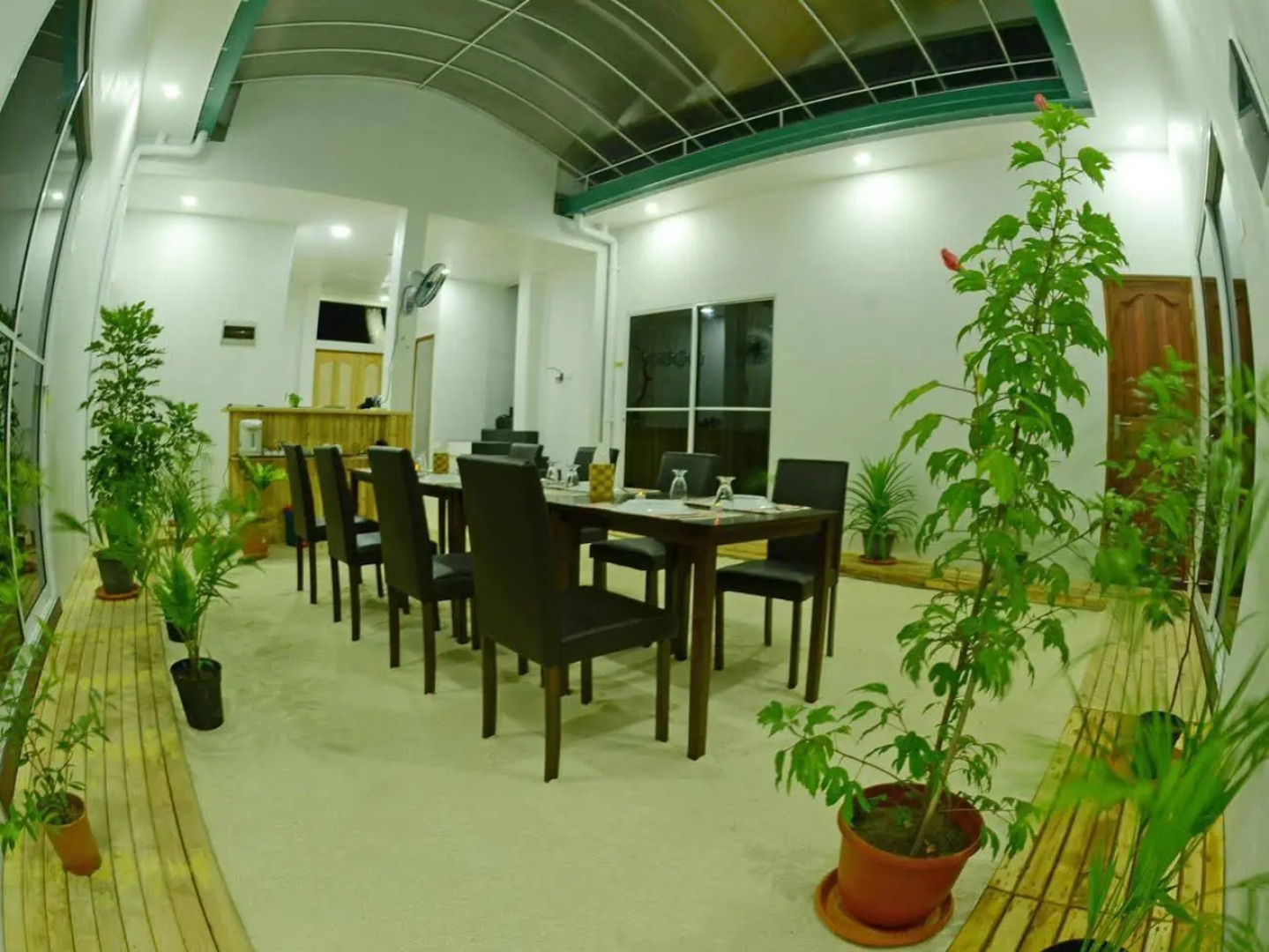 Отель Royal Pearl Inn