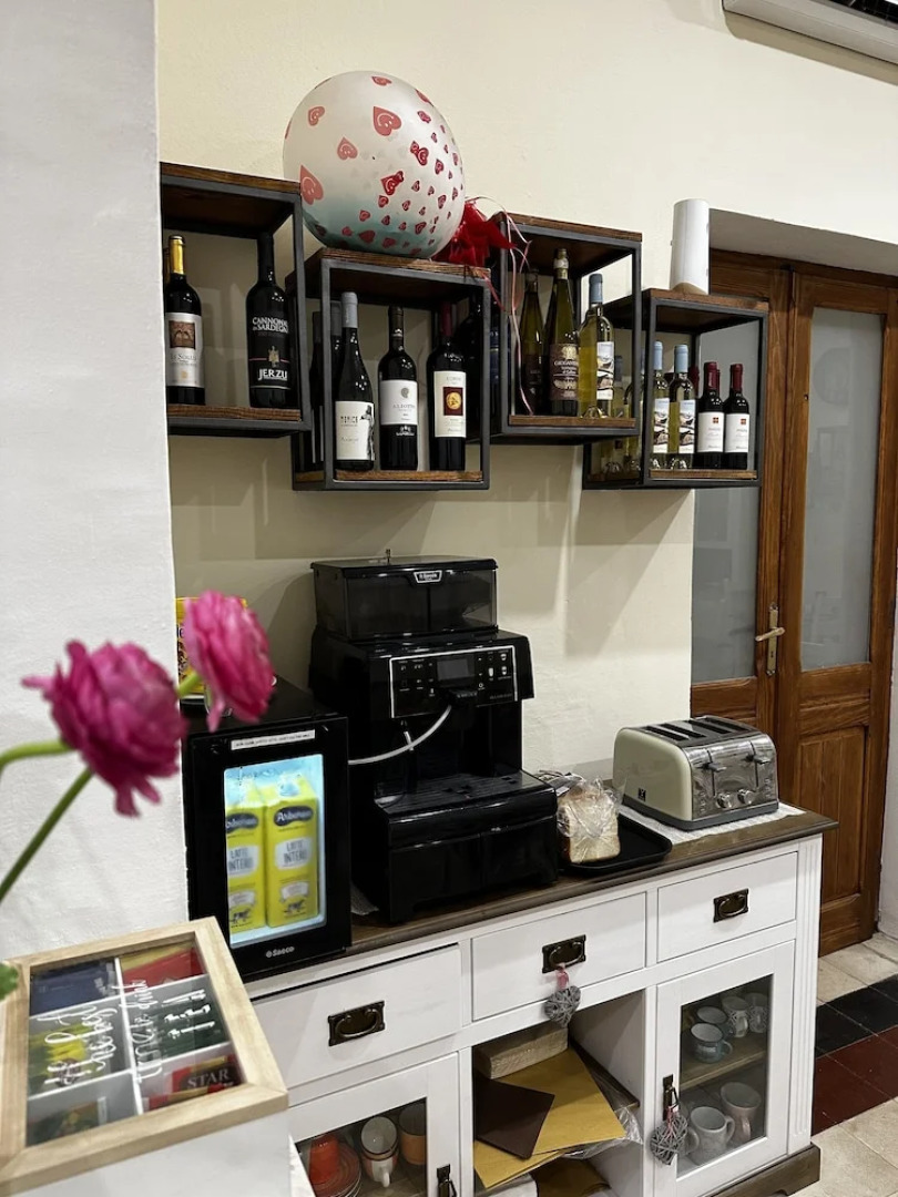 Domo Achenza Guesthouse