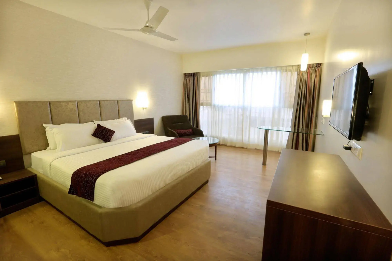 Central Beacon Hotel Surat