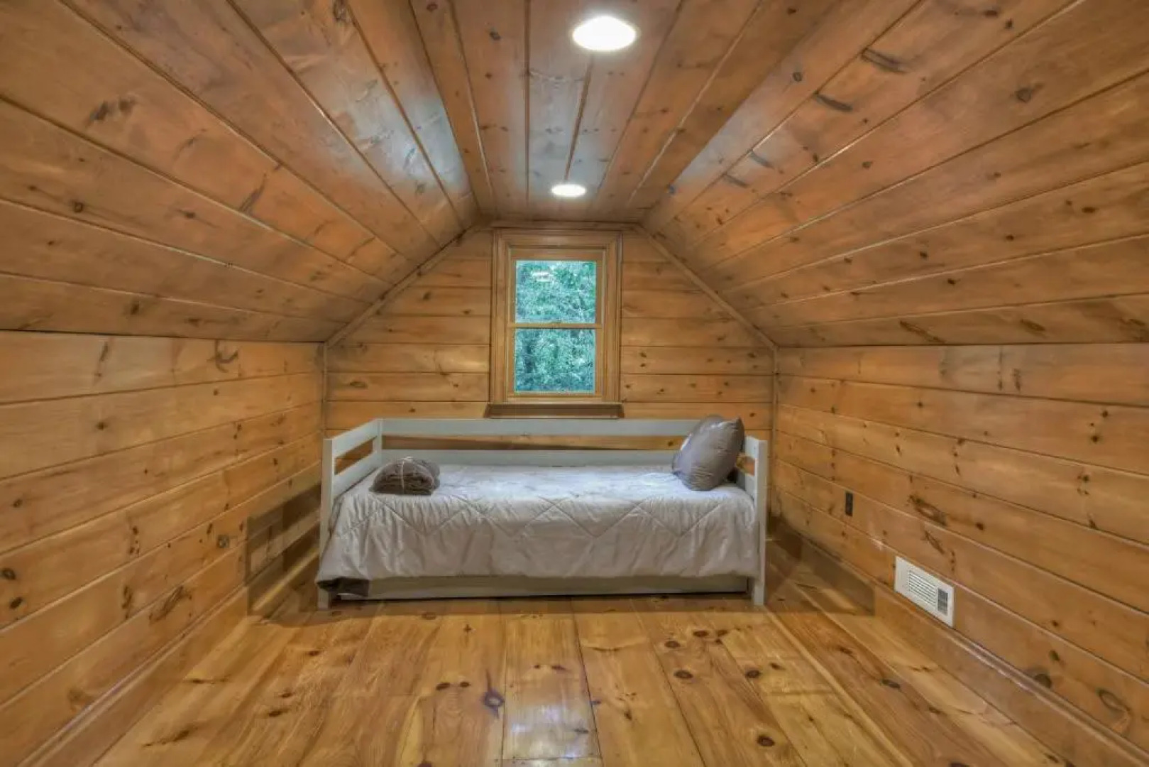 Black Bear River Lodge