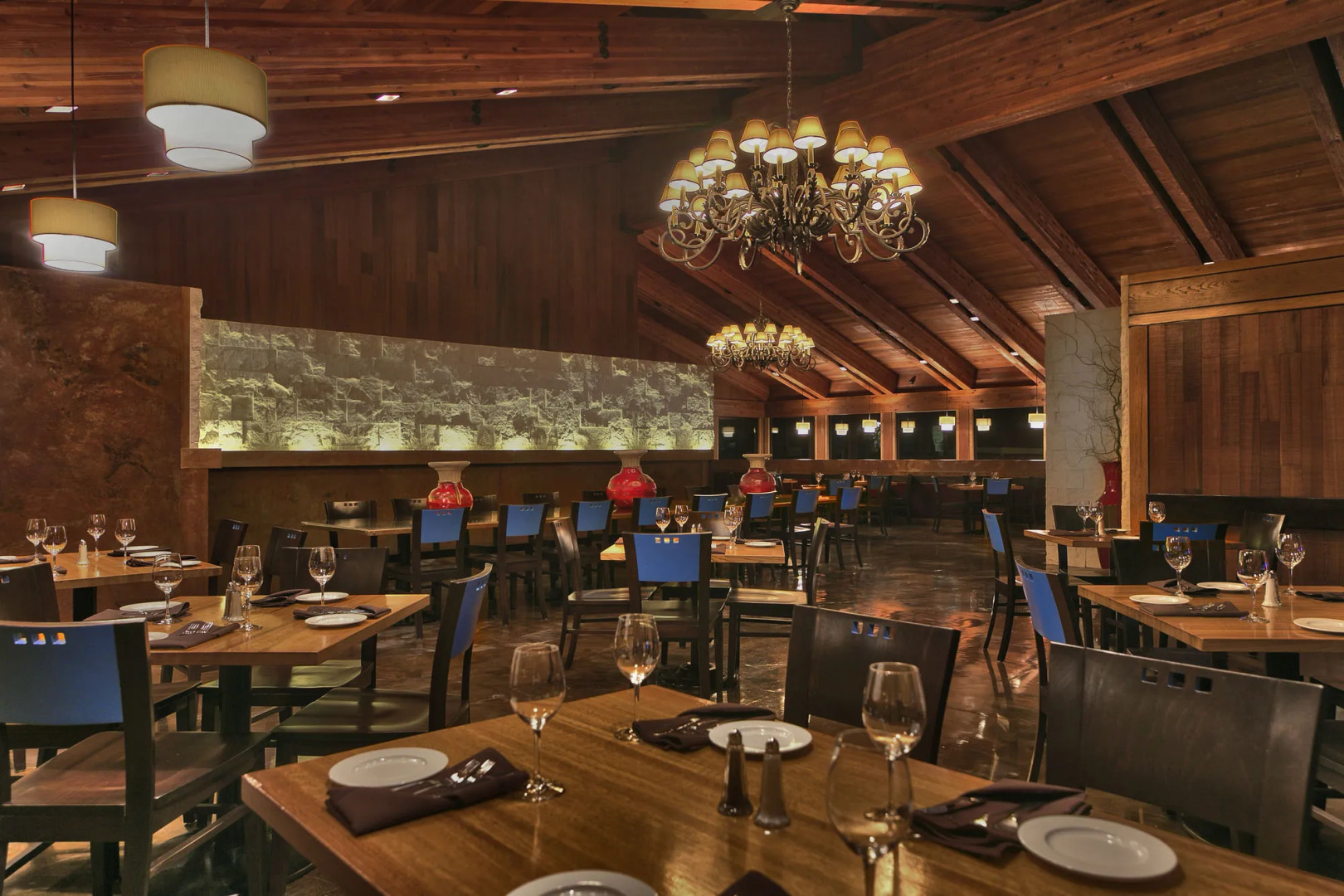 Lakeside Inn and Casino