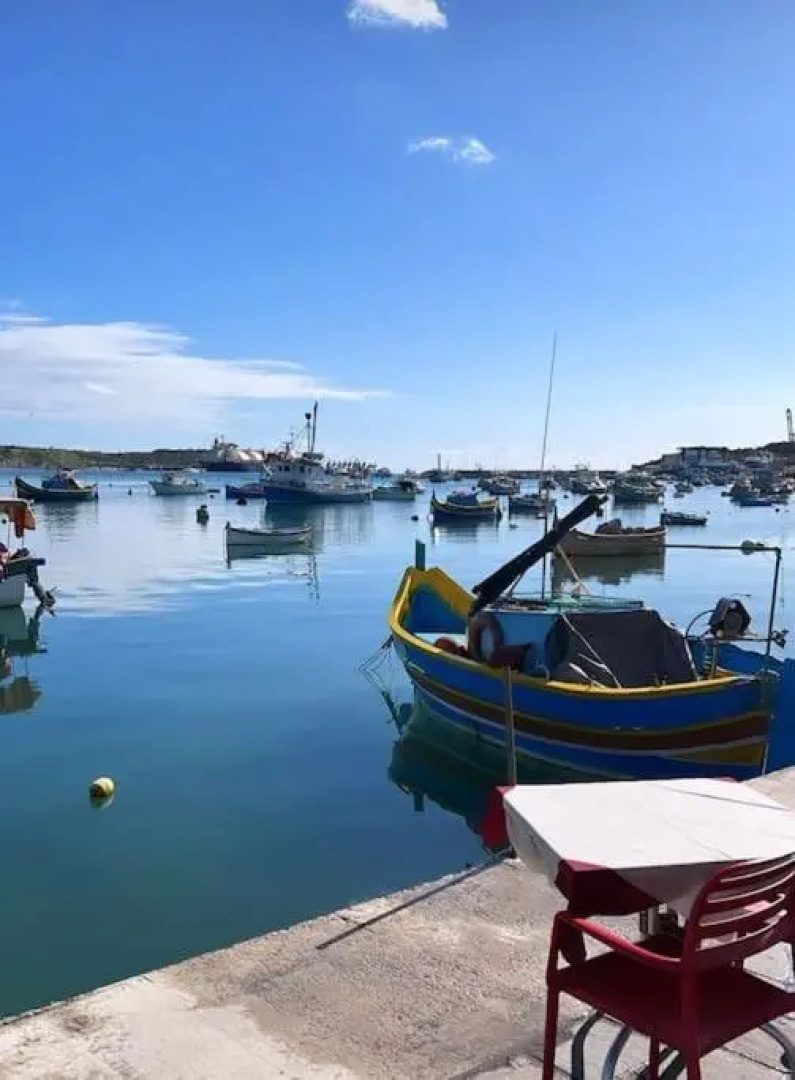 Viewline SeaView Modern 3 Bedroom Apartment