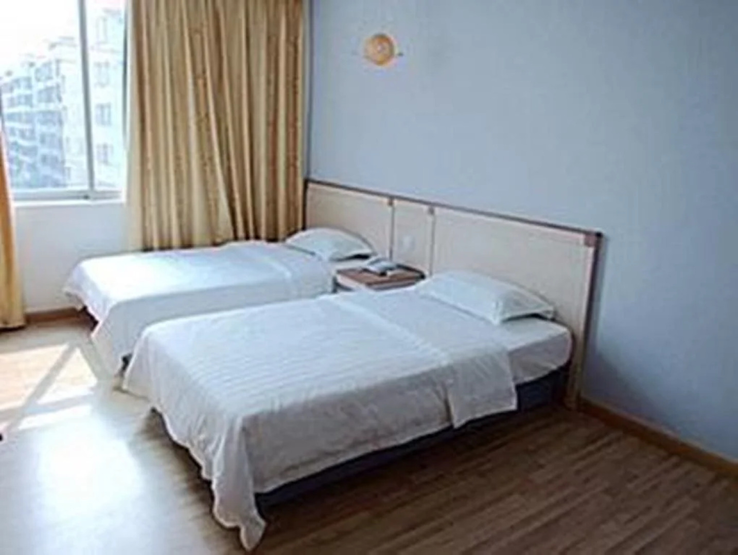 Foshan Suerye Weibang Hotel