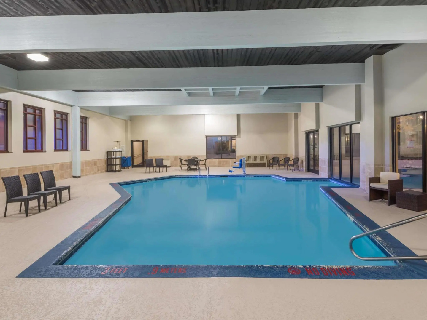 Delta Hotels by Marriott Cincinnati Sharonville