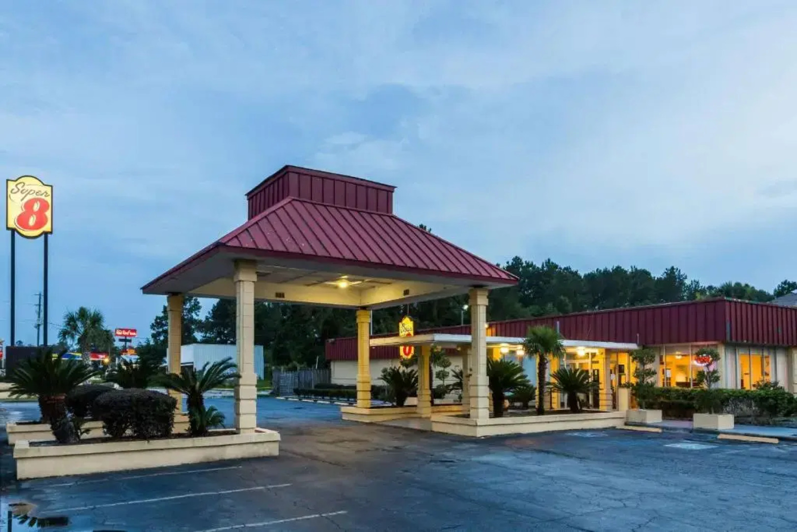 Super 8 Hardeeville