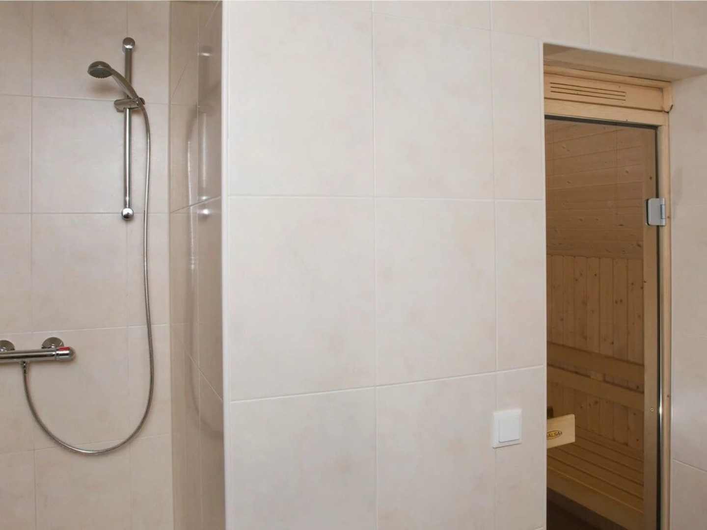 Nice Villa With Washing Machine, Close to the River Moselle