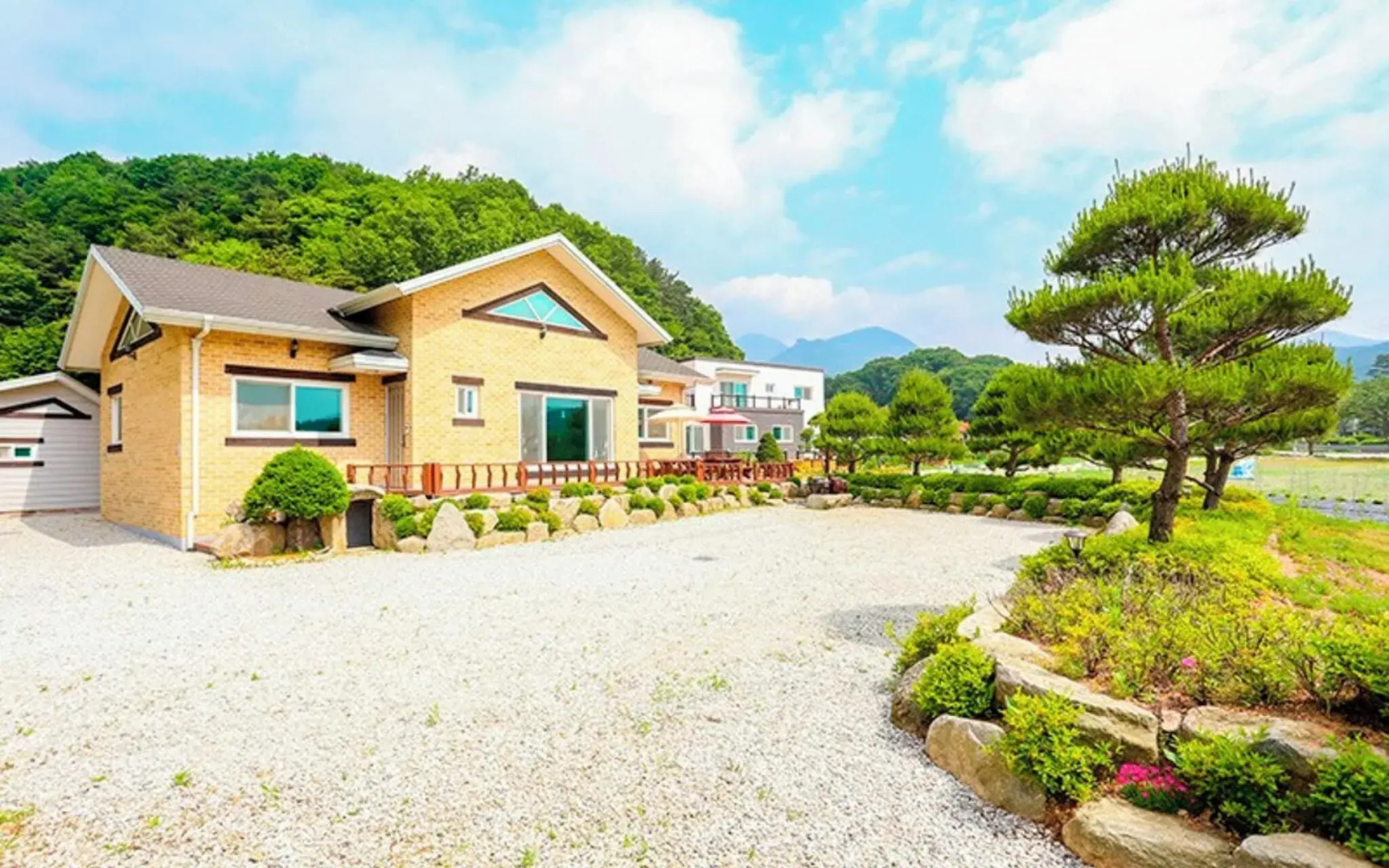 Yangpyeong Sonamujip Pension