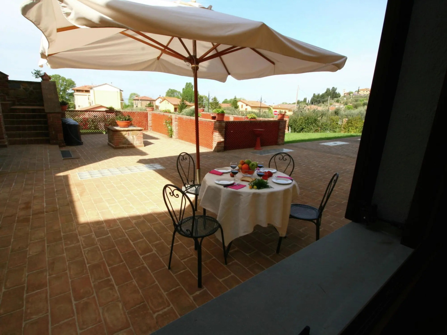 Apartment in Monte del Lago Near Lake Trasimeno