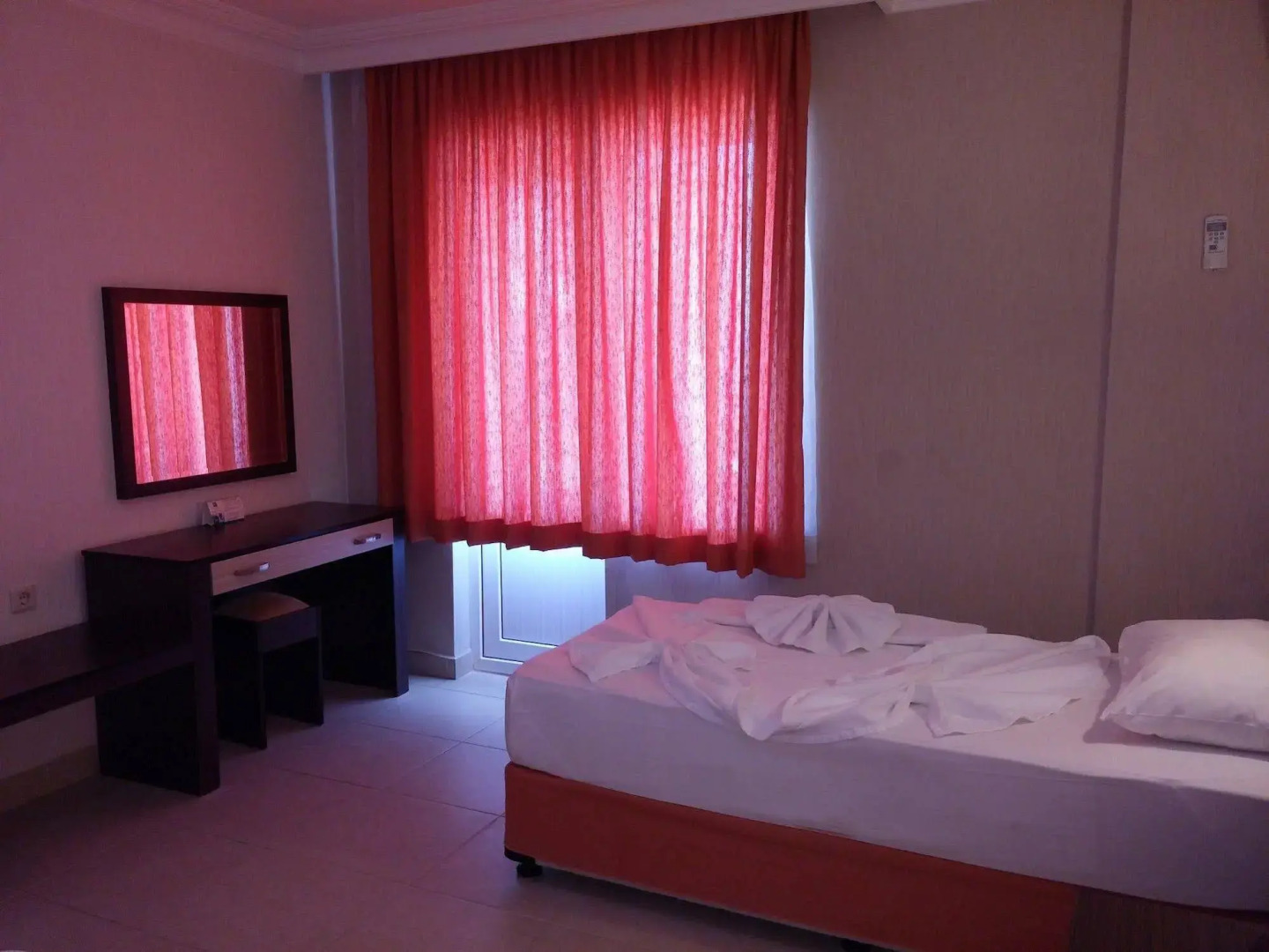 Cleopatra Ada Apart Hotel