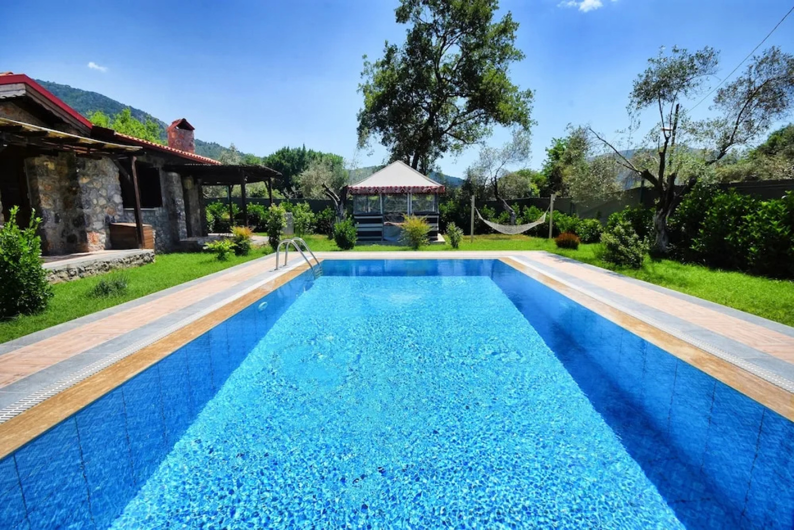 KAY6600 Villa Hayme 2 Bedrooms