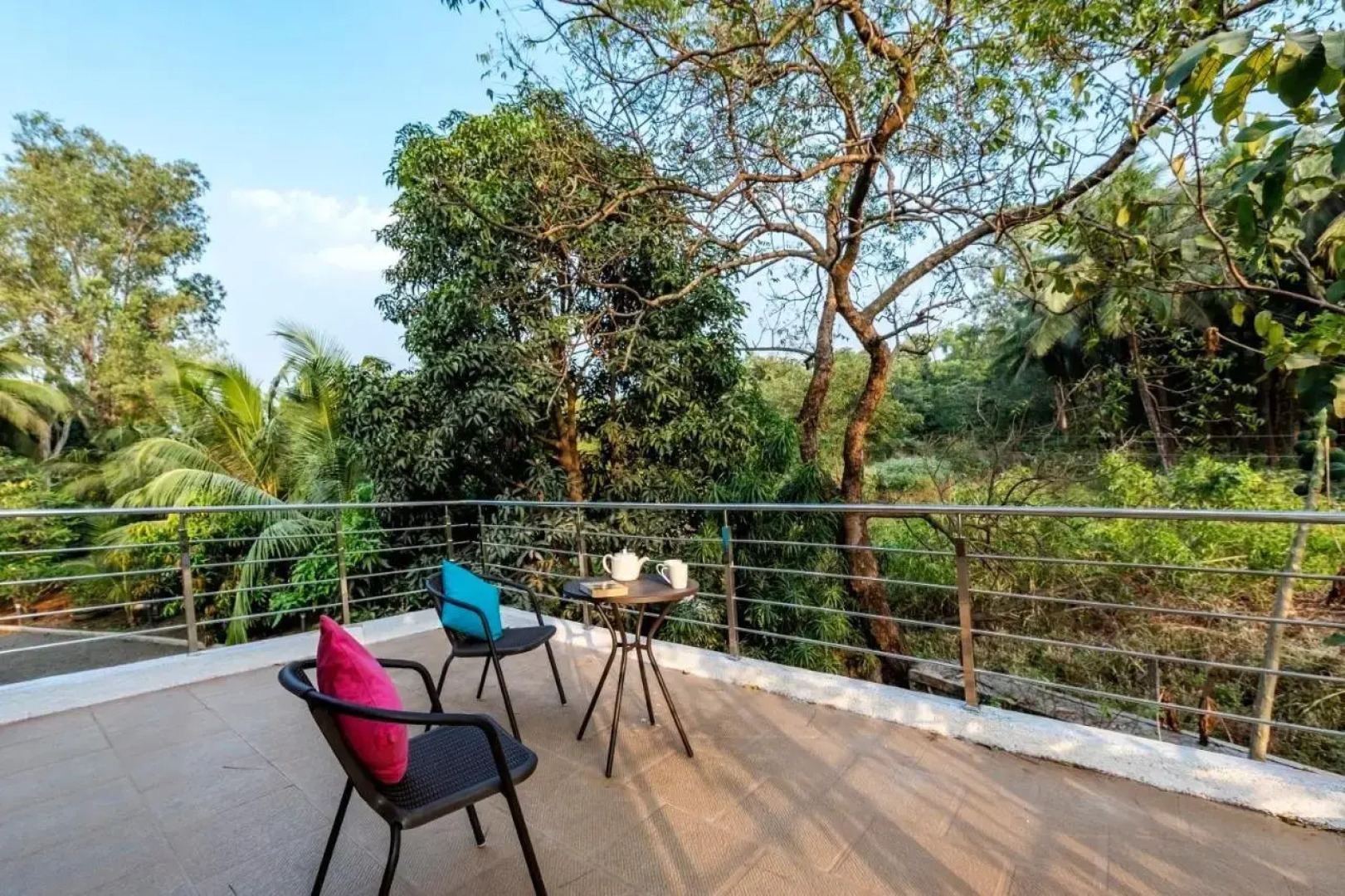 Saffronstays Osaree, Alibaug