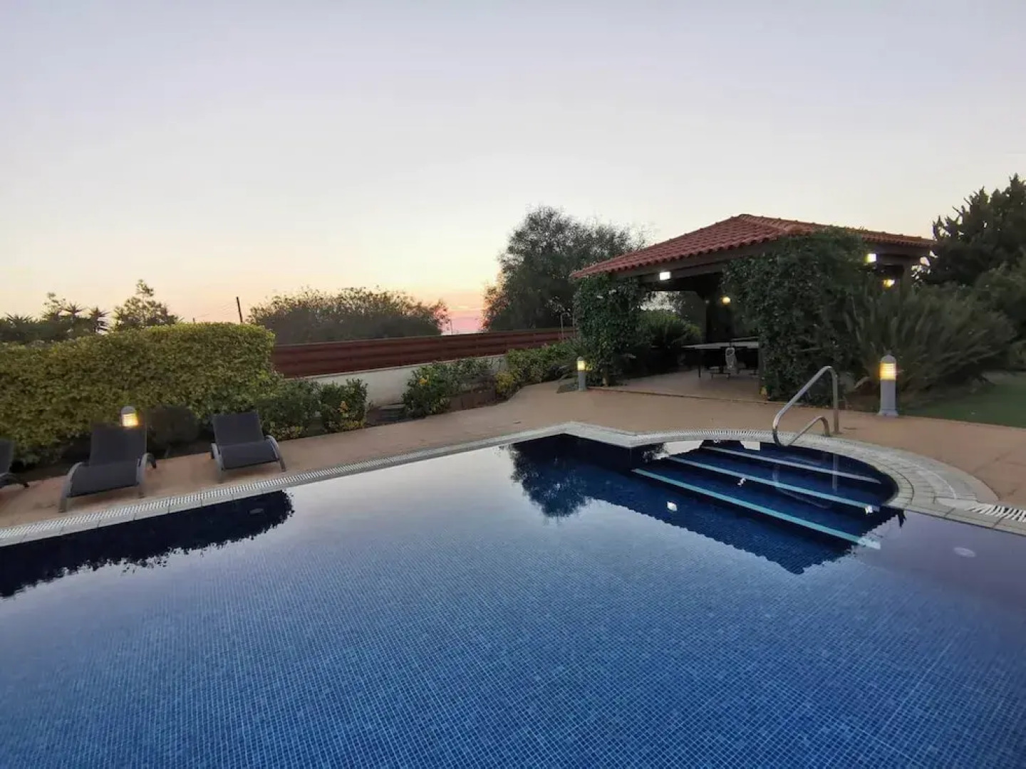 Orchard Blossom Private Villa With Pool