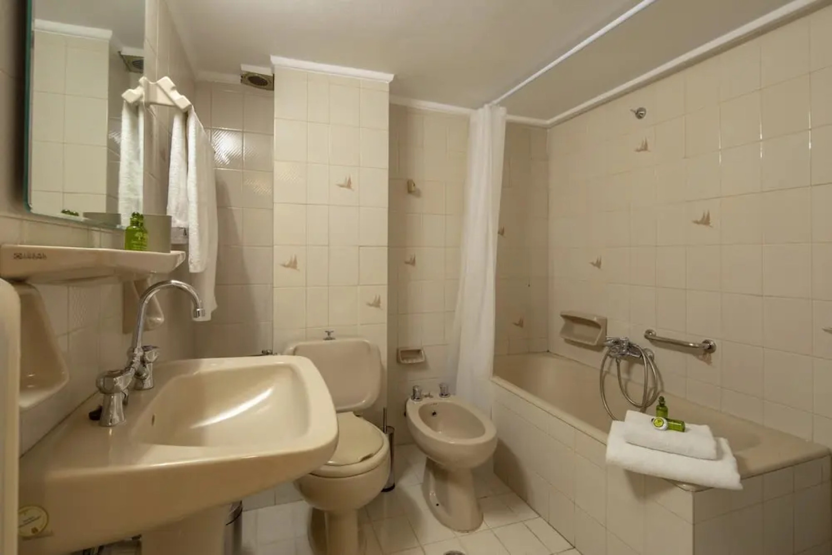 Kleio - Spacious Apartment in Glyfada