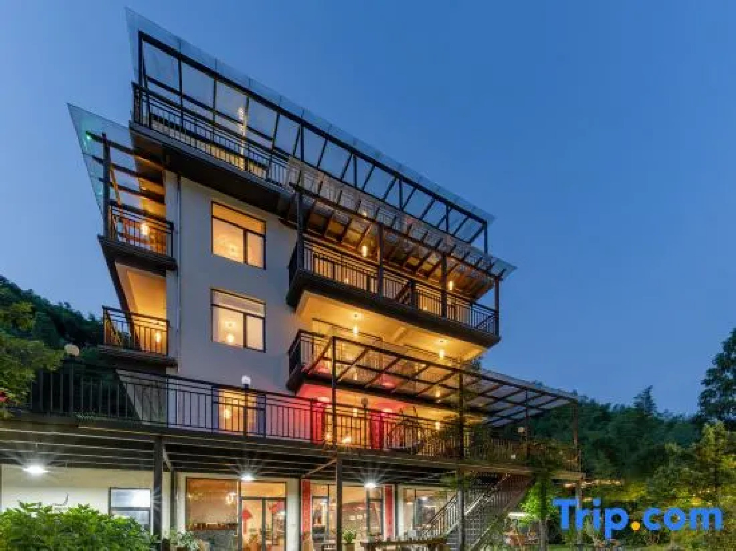 Moganshan Yufei Chinese Inn (Xiantan Village Scenic Area)