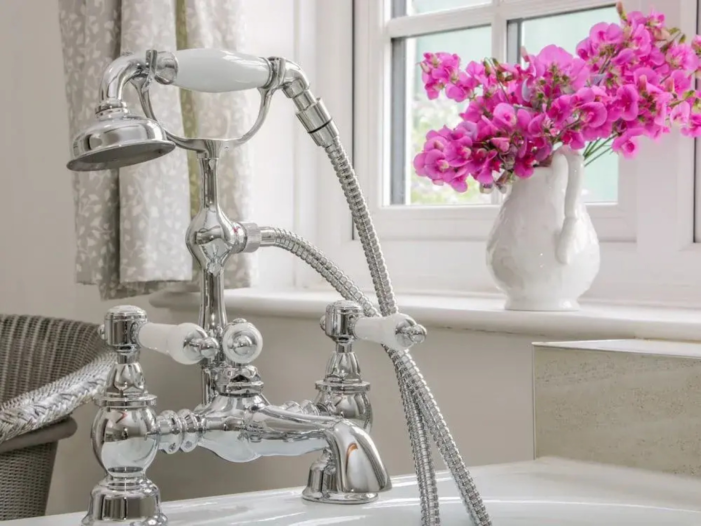 The Old Farmhouse, Upper Pitts