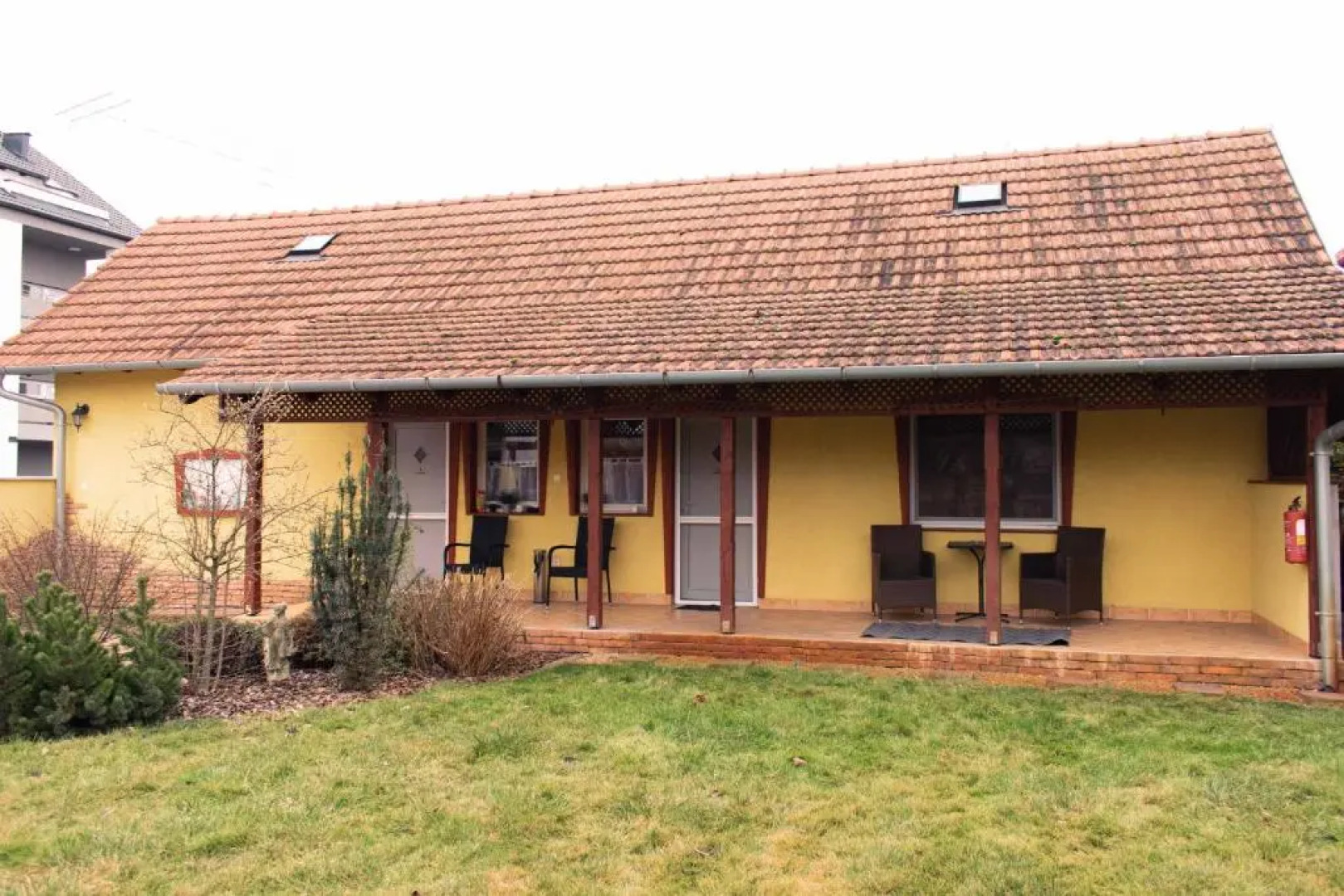 Borostyán Apartmanház