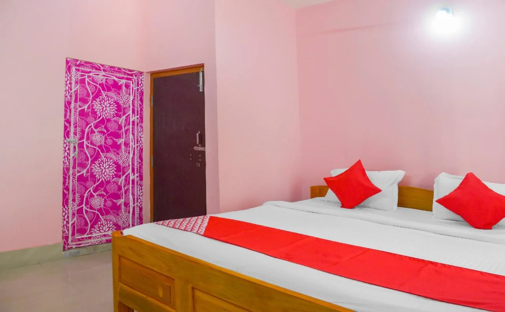 Hotel Niramoy Lodge By OYO Rooms