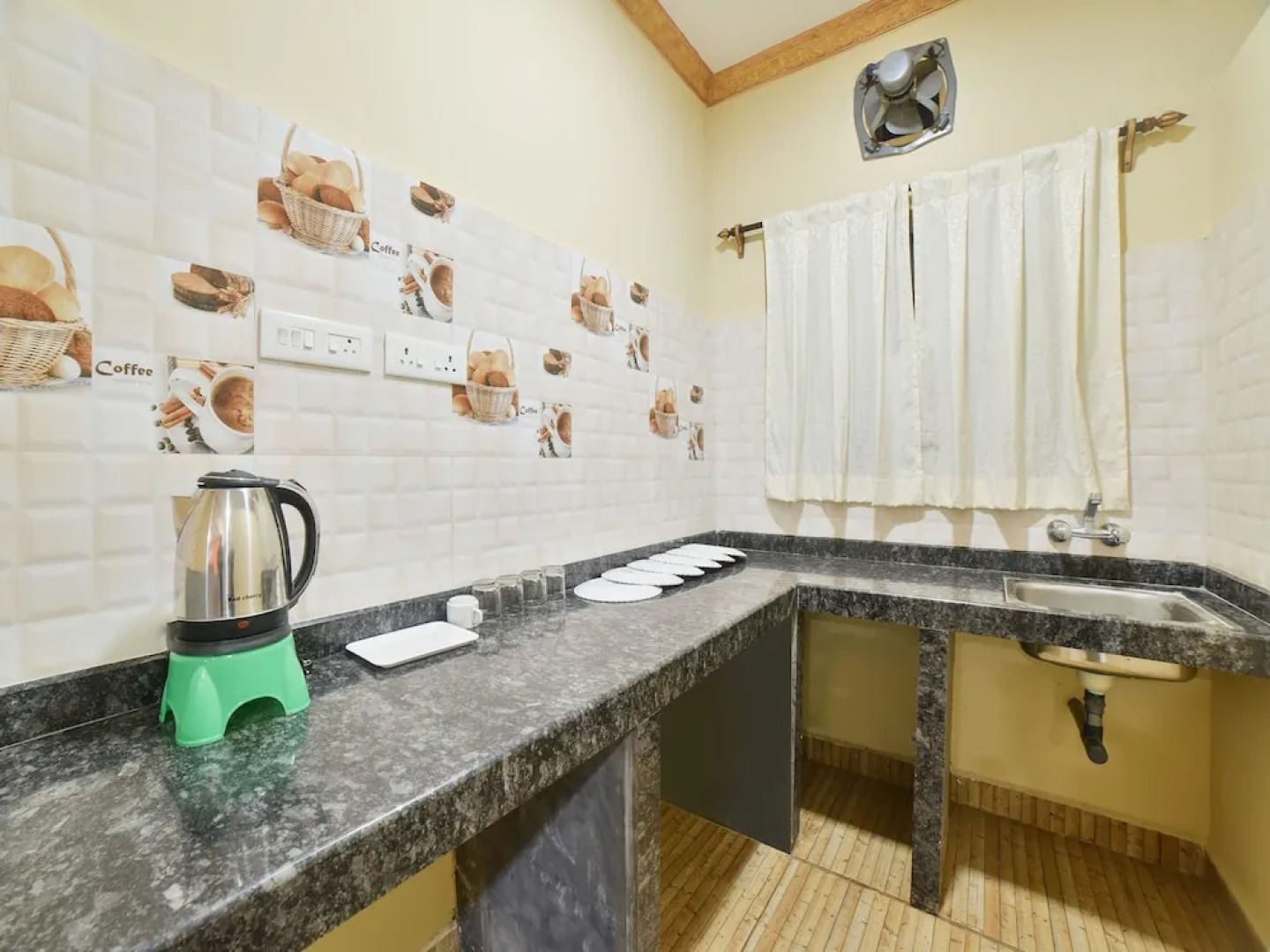 Oyo 29017 Ruby Residency