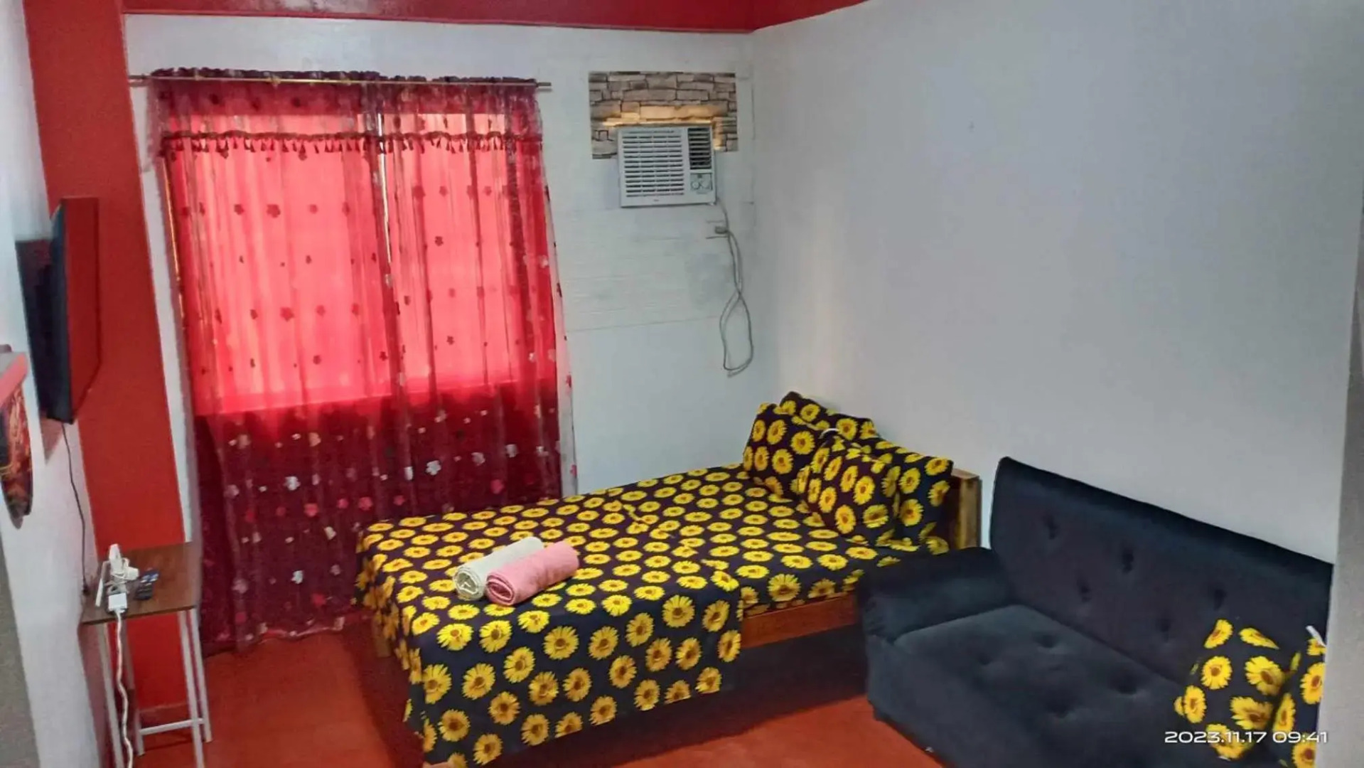 26 GARDEN Deck with a VIEW