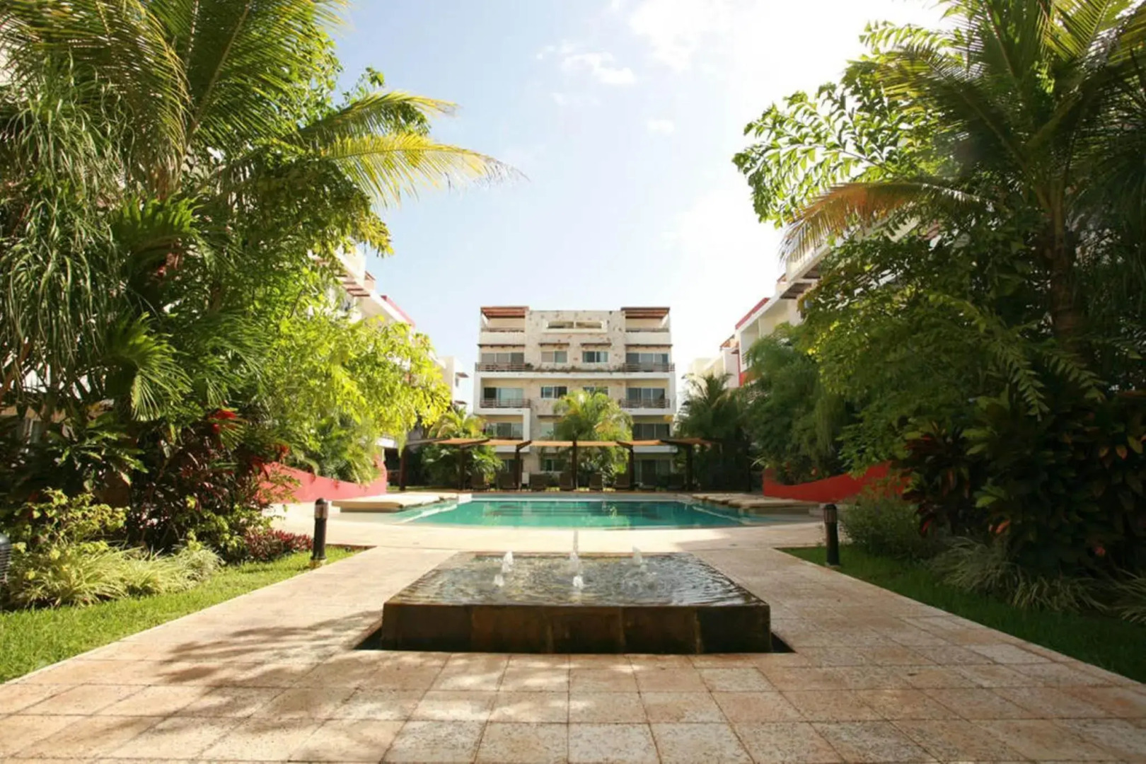 Ipana Dream Downtown Playa del Carmen